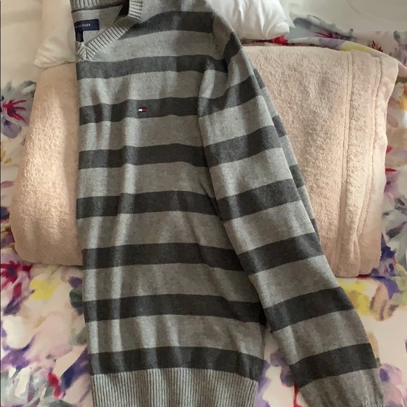 Sweater - Picture 2 of 3